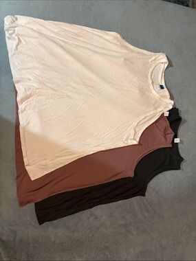 Old Navy Tank Top Trio — White, Mauve, Black